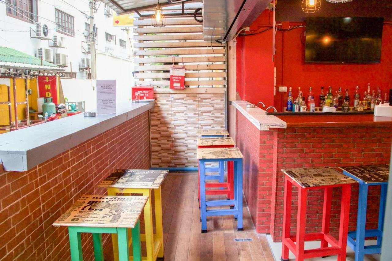 Fun Wan Hostel Bangkok Banguecoque Exterior foto